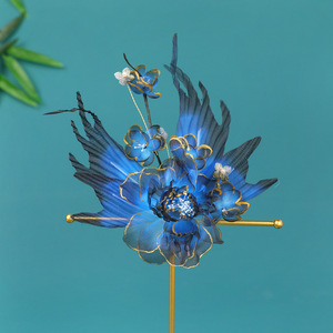 Diseño original, alas de mariposa con degradado oscuro hechas a mano con estampado en lámina dorada, tocado Hanfu, accesorio para el cabello con detalles en caliente. - Product Image 4