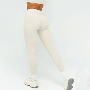 Leggings de yoga pour femmes CIYING Premium en tissu brossé avec surpiqûres contrastées, logo personnalisé, effet push-up, pour le fitness, la gym et le yoga - Product Image 3