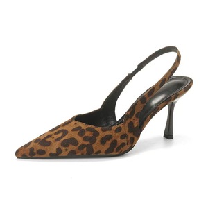 Mules compensées en cuir PU pour femmes, à bout pointu, style mode, à enfiler, pour l'extérieur, avec semelle extérieure en caoutchouc, été - Product Image 1