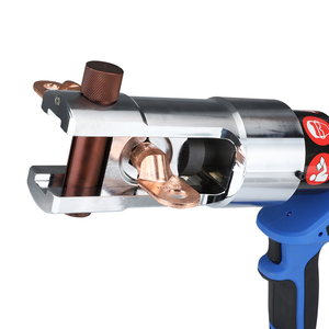 Herramienta Hidráulica Dos en Uno para Crimpar y Cortar EZ-630/135C, Funciona con Batería de 18V, EZ-630/135C - Product Image 2