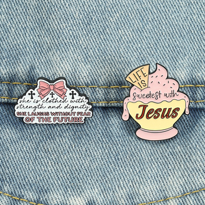 Inspirerende quote emaille pins Het leven is zoeter met Jezus Geloof Thema Reversspeld Groothandel - Product Image 1