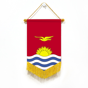 Banderín de Kiribati de 20x30 cm, Satinado, con Borlas Amarillas en la Parte Inferior del Triángulo, Varios Países - Product Image 1