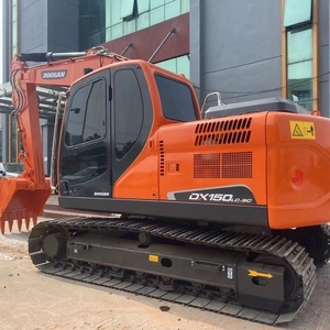 Excavatrice sur chenilles hydraulique Doosan DX150LC-9 de 15 tonnes, 95 % neuve, à bas prix, pour travaux de construction lourds, certifiée CE/EPA, à vendre - Product Image 1