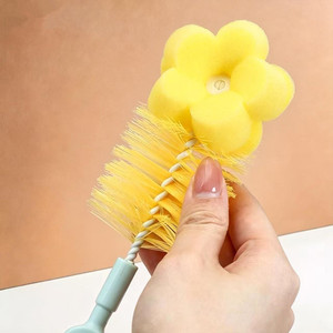 Juego de cepillos para biberones de seis piezas con esponja y cabezales de repuesto para limpieza de biberones - Product Image 4
