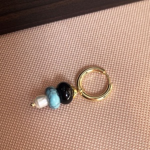 Boucles d'oreilles pendantes en pierre naturelle colorée, design géométrique, perle d'eau douce, plaqué or - Bijoux personnalisés pour femme, cadeau personnalisé - Product Image 5