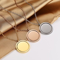 COOL vente en gros de 18K PVD plaqué or en acier inoxydable collier à médaillon photo chaîne à maillons tendance cadeau de bricolage avec pendentif rond vierge