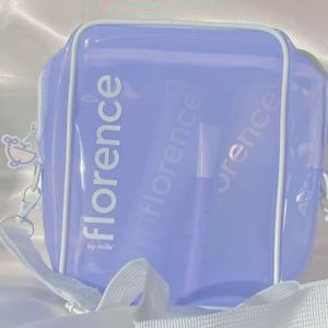 Borsa a tracolla in PVC <span class=keywords><strong>viola</strong></span> da 13 pollici borsa a tracolla impermeabile da donna con spalline regolabili borsa da viaggio con Logo - Product Image 4