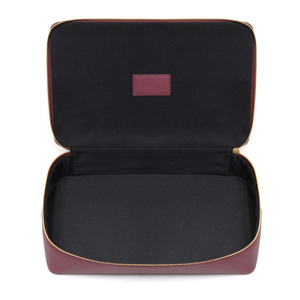 Organisateur <span class=keywords><strong>de</strong></span> vêtements en cuir PU <span class=keywords><strong>de</strong></span> luxe avec sac intérieur amovible, grande capacité, cubes <span class=keywords><strong>de</strong></span> <span class=keywords><strong>rangement</strong></span> séparables pour articles <span class=keywords><strong>de</strong></span> toilette - Product Image 4