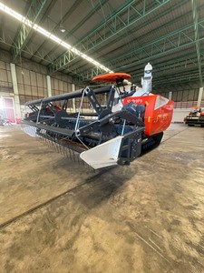 Moissonneuse-batteuse sur chenilles diesel 120 CV DC-120X pour riz, grande capacité, largeur de travail 3000 mm, haute performance - Product Image 1
