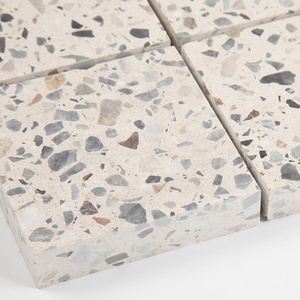 Piastrelle in Cemento Lucidato Soulscrafts 24x24 Effetto Terrazzo per Pareti e Pavimenti - Product Image 2