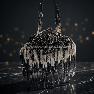 Pochette de soirée perlée avec chaîne à franges, sac à main élégant fait main pour les soirées - Product Image 2