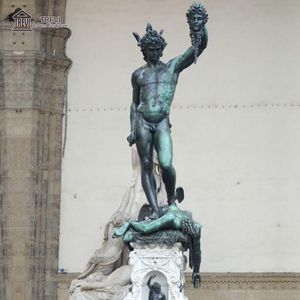 Statue de Persée en bronze grandeur nature, célèbre sculpture grecque et romaine classique de Benvenuto <span class=keywords><strong>Cellini</strong></span> avec la tête de Méduse - Product Image 4