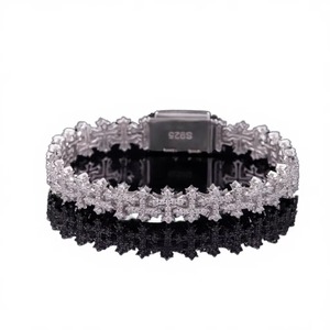Pulsera de Diamantes Moissanite Ecológica KIVORA'S, Joyería Brillante para Mujer, para Bodas, Fiestas y Compromisos - Product Image 1