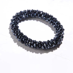 Accessoires de cheveux élastiques tendance pour femmes et filles : élastiques à cheveux, anneaux en caoutchouc, cordes, bracelets avec perles et strass - Product Image 5