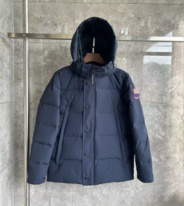 เสื้อแจ็คเก็ตขนเป็ดสีขาวแบบมีฮู้ดสำหรับผู้ชายและผู้หญิง รุ่นใหม่ เสื้อโค้ทกันหนาวหนา อุ่นสบาย เรียบง่ายและใช้งานได้หลากหลาย - Product Image 3