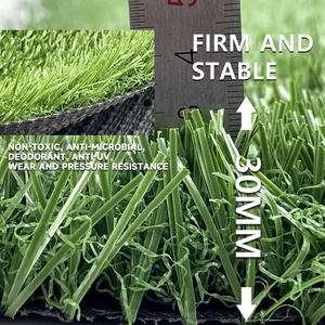 Gazon artificiel résistant aux UV, gazon artificiel d'extérieur, gazon synthétique, <span class=keywords><strong>tapis</strong></span> de pelouse - Product Image 3