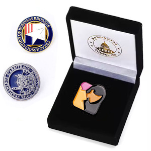 Nhà Sản Xuất Bán Buôn Phim Hoạt Hình Kim Loại Men <span class=keywords><strong>Pin</strong></span> Huy Hiệu Tùy Chỉnh Ve Áo Mềm Men <span class=keywords><strong>Pin</strong></span> Tùy Chỉnh Men <span class=keywords><strong>Pin</strong></span> Sản Xuất - Product Image 6