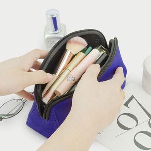 Nouvelle pochette de voyage personnalisée avec logo, sac à main portable pour femmes, sac cosmétique en néoprène - Product Image 3