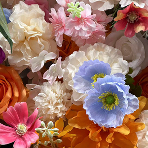 Mur de fleurs sauvages artificielles en <span class=keywords><strong>soie</strong></span> carrée personnalisé 8 pieds x 8 pieds Toile de fond de mariage pour les décorations de fête d'événements - Product Image 4