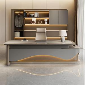 โต๊ะทำงานผู้บริหารสไตล์โมเดิร์นหรูหราหรูหราหรูหราหรูหราพร้อมการออกแบบที่เรียบง่ายสำหรับห้องซีอีโอสวีท - Product Image 2