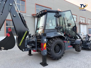Chargeuse-pelleteuse 3CX 102HP, matériel de construction, travaux de terrassement - Product Image 1
