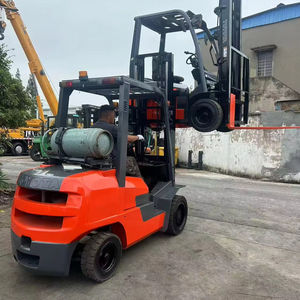 Chariot élévateur hydraulique électrique à gaz naturel comprimé (GNC) à traction 4x4, capacité de charge de 1 tonne, chariot élévateur tout-terrain - Product Image 1