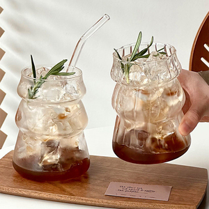 Tasse à café en verre borosilicate de style sapin de Noël, 500 ml, transparente, <span class=keywords><strong>avec</strong></span> paille, passe au micro-ondes et au lave-vaisselle - Product Image 2