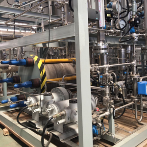 Générateur d'hydrogène intégré, unité avec système d'électrolyse à l'eau et séchage pour plantes électriques - Product Image 1