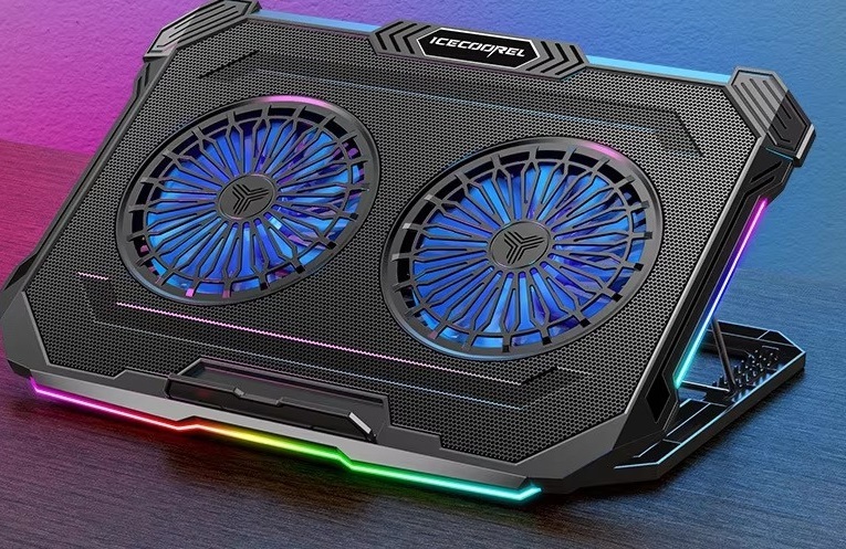 F8 versión estándar, luz RGB, ocho ajustes de altura.