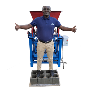 Máquina semiautomática para fabricar ladrillos de cemento de 4-35A, la densidad del ladrillo puede soportar a las personas, produce una fábrica de ladrillos de 400-200-200mm en Turquía - Product Image 1