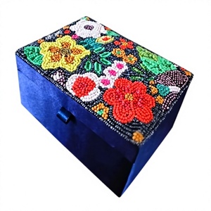 Caja de Joyería Rectangular de Terciopelo B.H CRAFTS, Bordado Floral con Cuentas, Diseño Tradicional, Cierre de Tapa, Decoración para el Hogar, Estuche de Almacenamiento - Product Image 1