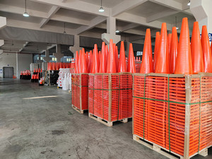 Hồng Kiều chất lượng tốt 28inch 700cm chiều cao PVC an toàn giao thông Cone kiểm soát giao thông cảnh báo Cone cao su cơ sở Road cones - Product Image 6