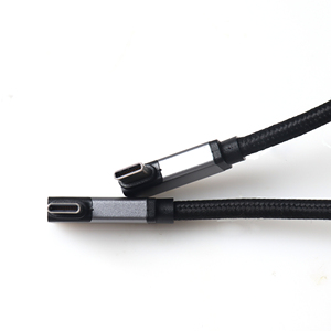 <span class=keywords><strong>C</strong></span>âble de données enroulé en nylon à 90 degrés mâle à mâle de type <span class=keywords><strong>C</strong></span> <span class=keywords><strong>C</strong></span>âble rouge - Product Image 2