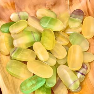 Pierres de cristal en gros, artisanat de haute qualité, pierre de paume en fluorite naturelle pour cadeau d'anniversaire - Product Image 5