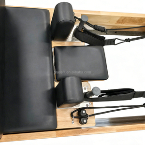 Ensemble de machine de Pilates Reformer en bois de chêne pour studio, avec boîte de siège réglable et planche de saut, noir - Product Image 5