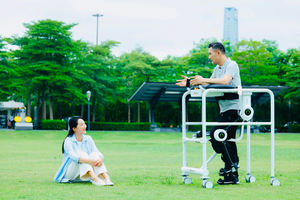 Nuevo Robot de Rehabilitación de Miembros Inferiores con Simulación de Caminata - Product Image 6