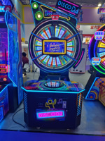 Machine de jeu de récompense à roue de carnaval, à monnayeur, commerciale, avec lumières LED clignotantes et distribution de tickets, pour centres commerciaux et plazas intérieurs