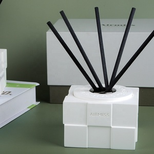 Máy Khuếch Tán Sậy Gốm Cẩm Thạch Phổ Biến 2022 Để Trang Trí Nhà Cửa - Product Image 3