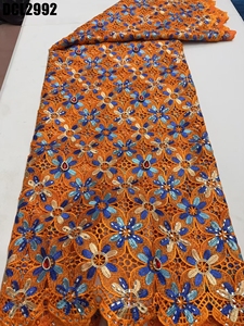 Encaje de guipur de cristal de lujo con flores bordadas, tela de encaje soluble en agua con pedrería para <span class=keywords><strong>vestidos</strong></span> de <span class=keywords><strong>fiesta</strong></span> de boda - Product Image 6