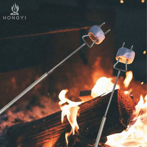 Fourchettes de barbecue rétractables de bonne qualité ménage Portable en forme de U Hot Dog bâton de guimauve avec manche en bois - Product Image 5