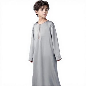 Abaya Infantil de Talla Grande para Niños, Estilo Árabe Saudí, en Satén de Poliéster, Ropa Islámica de Manga Larga, Tradicional Musulmana, para Verano y Otoño - Product Image 2