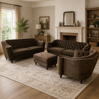 Ensemble Chesterfield capitonné en tissu de style médiéval américain mélangé pour salon, canapé rétro rembourré Villa 123 avec ottoman