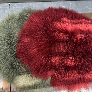 Alfombra de Lana Rizada, Peluche de Cordero - Product Image 1