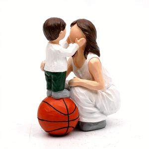 Estatua de Ángel Madre e Hijo Hecha a Mano en Resina, Figura de Amor Familiar para Decoración del Día de la Madre - Product Image 4
