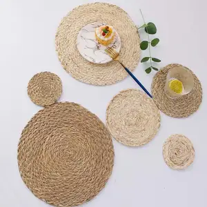 多用途使用天然稻草圆形藤制餐垫编织垫