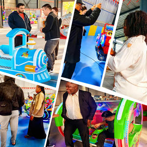 لعبة طائرة كهربائية صغيرة دوارة محمولة بسعر منخفض، 6/8 مقاعد، جذب ترفيهي للأطفال في مدن الملاهي والمراكز التجارية - Product Image 5