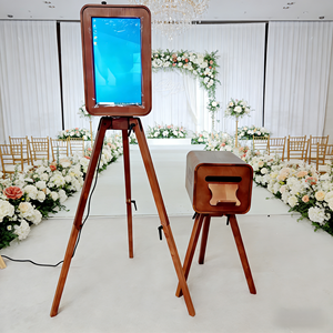 Photomaton <span class=keywords><strong>de</strong></span> mariage professionnel en bois avec écran tactile 18,5 pouces compatible <span class=keywords><strong>iPad</strong></span> - Product Image 1