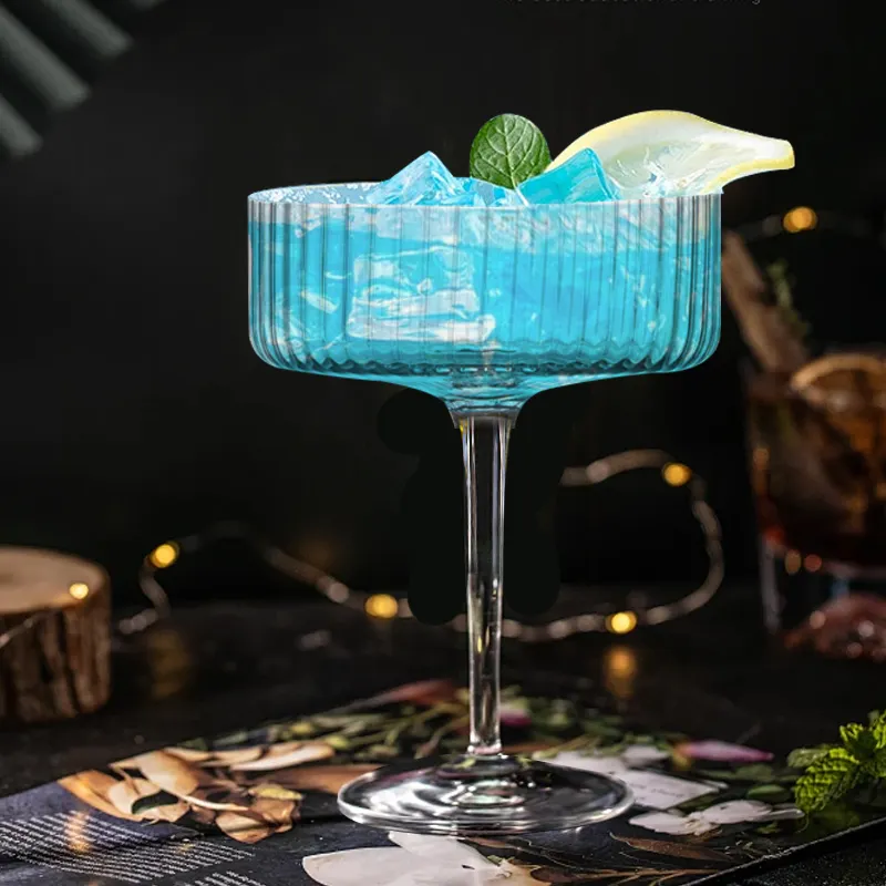 4 Pak Aksesori Bar dekorasi minum unik kustom grosir antik minuman keras kaca kreatif Cope Martini cocktail kacamata