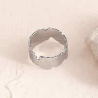 Edelstahl 18K Vergoldeter Gehämmerter Unregelmäßiger Bandring für Damen - Trendiger Anlaufbeständiger Minimalistischer Statement-Schmuck