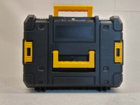 Combo de Herramientas Inalámbricas DW MCL con Batería de Iones de Litio, Atornillador de Impacto + Llave de Impacto, 2 Baterías, Cargador y Caja para Reparaciones en el Hogar